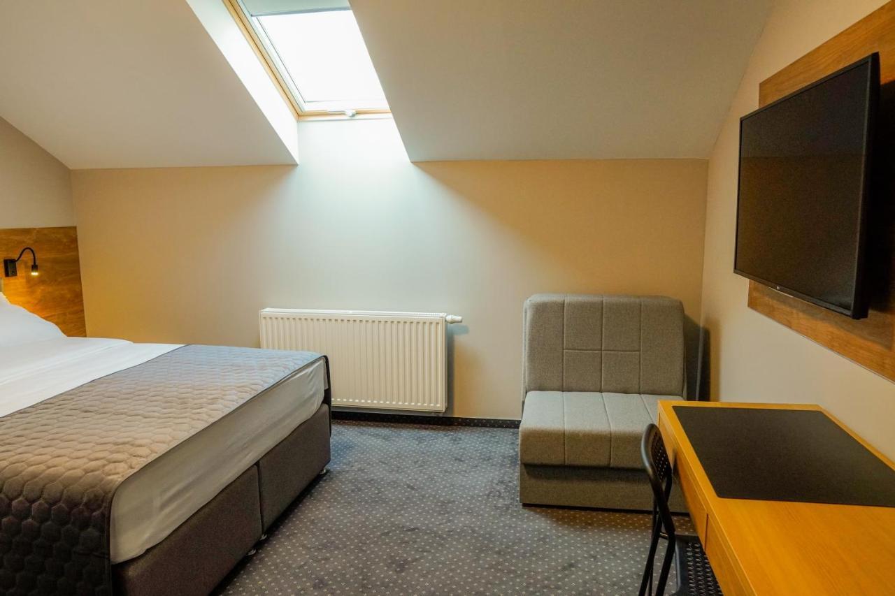 Industrial Belisce Bed and Breakfast Buitenkant foto
